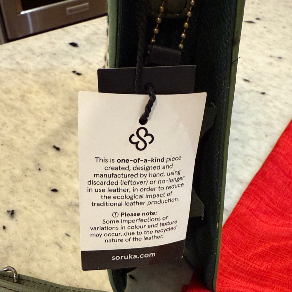 NWT Soruka Green and Animal Print Bag with shoulder strap and dust bag - Picture 6 of 7